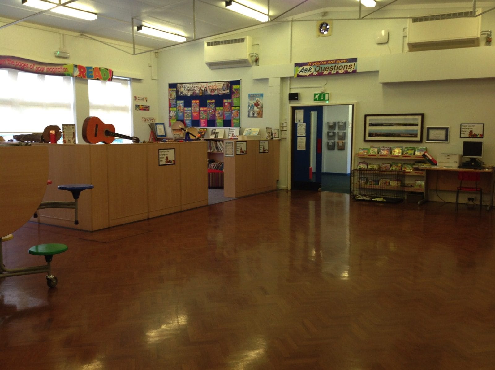 Schools & Educational Facilities cleaning image 9